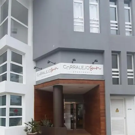 Casa Ocho Anos * Corralejo